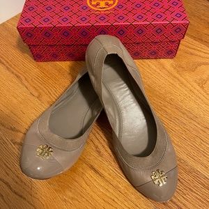 Jolie Tory Burch Flats